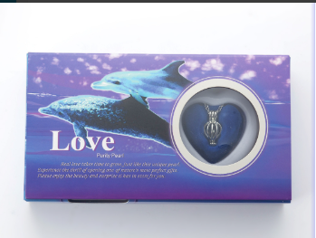 Schmuck-Geschenkbox mit Süßwasserperlenkette